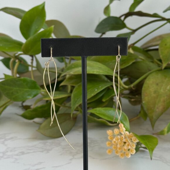 10K Gold Long Ear Threader Twisted Dangle Earrings For Women - Picture 5 of 6